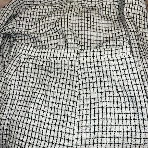 SHEIN Privé Plaid Tweed Jacket & Skirt Set - Picture 5 of 6